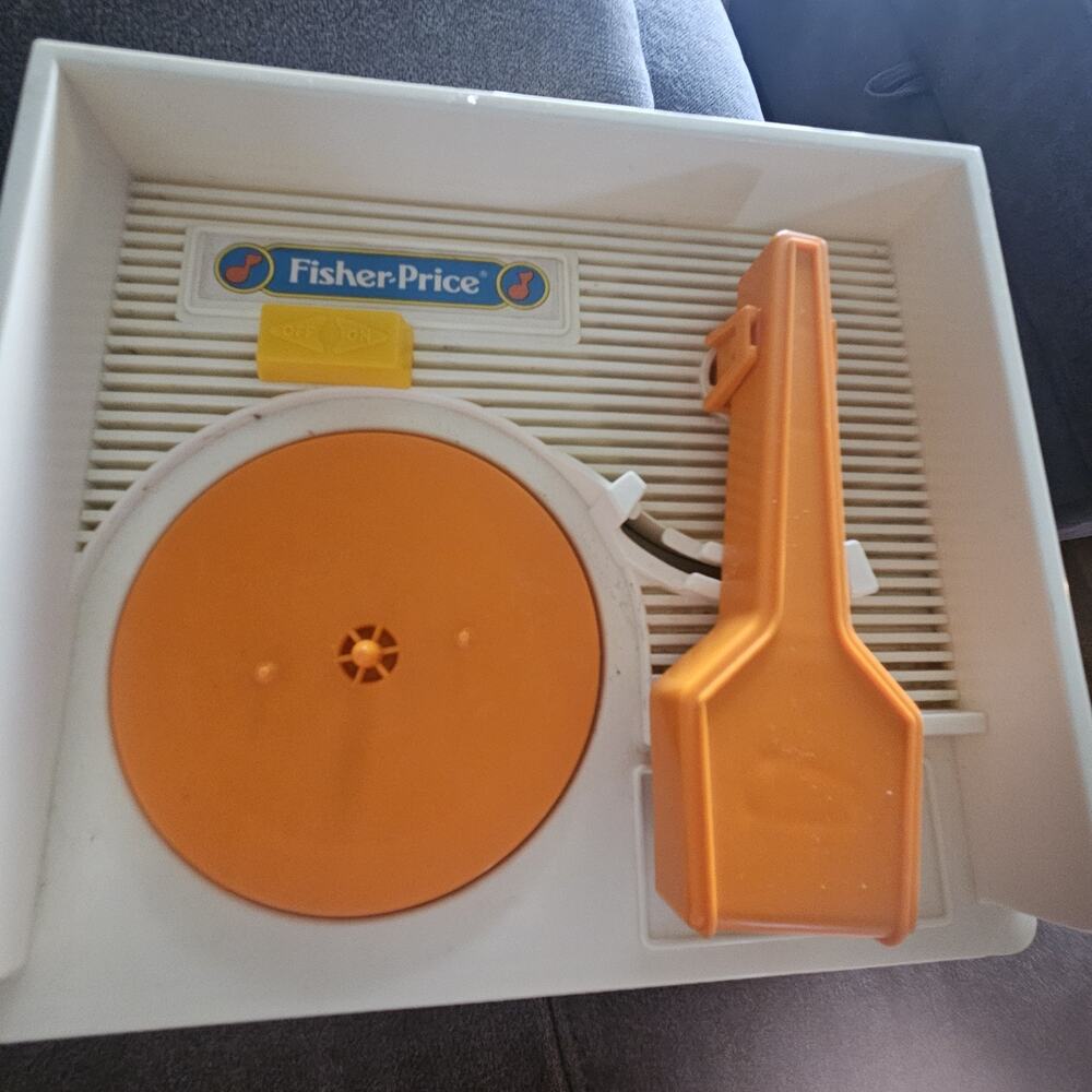Vintage Fisher Price Music Box Record Player #995 5 Records Working 1971